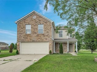 2001 Evergold Cir, Greenwood, IN