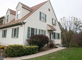 2650 Northfield Dr, East Petersburg, PA