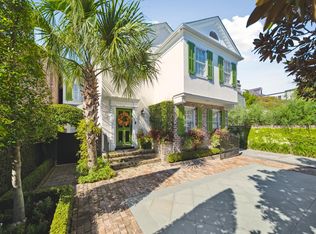 15 Prices Aly, Charleston, SC 29401