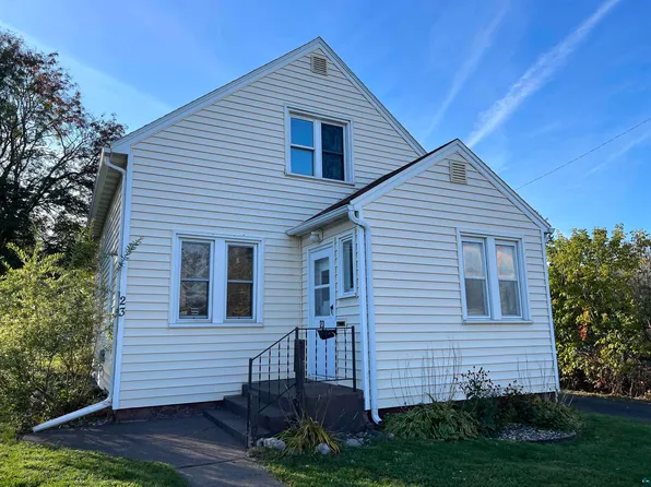 23 17th St, Cloquet, MN 55720