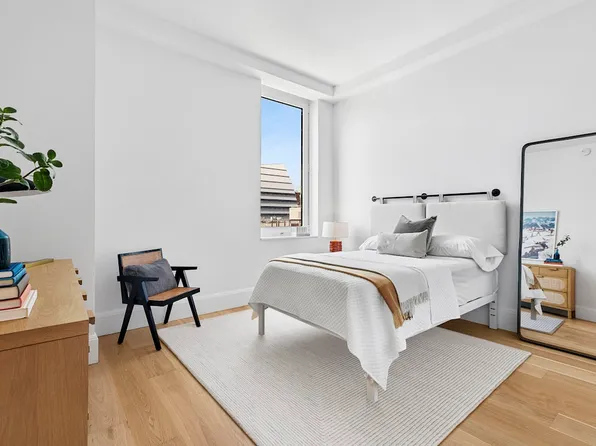 368 Third Avenue image 5 of 18