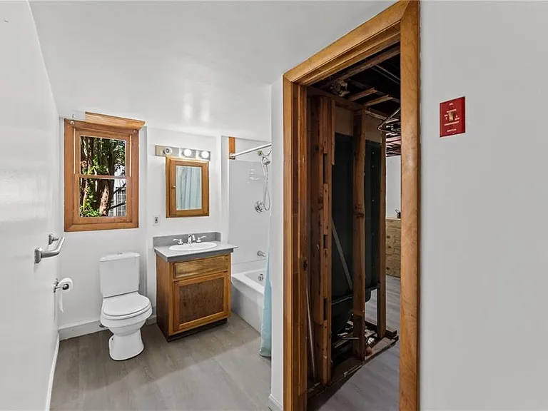 150 Wolcott Ave #A — Photo 15