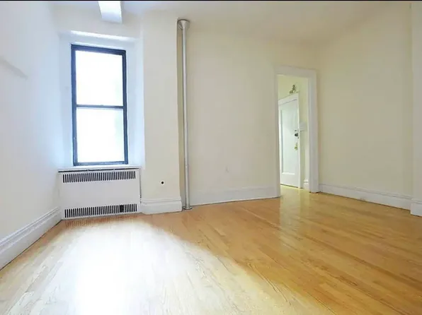 243 West 98th Street image 1 of 5