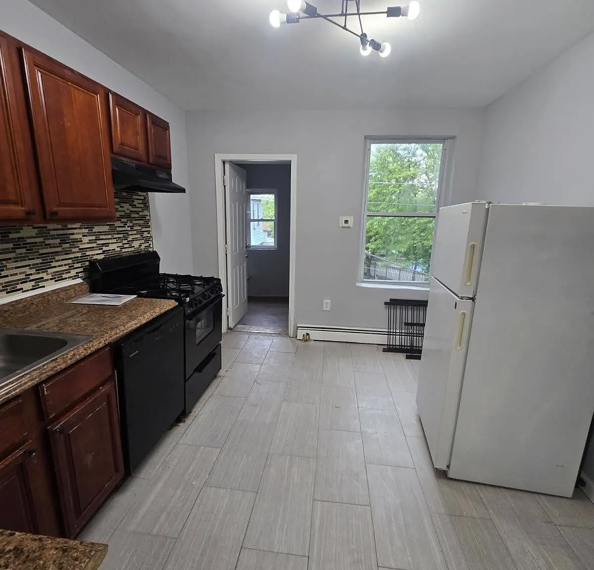 110 Greenville Ave — Photo 3