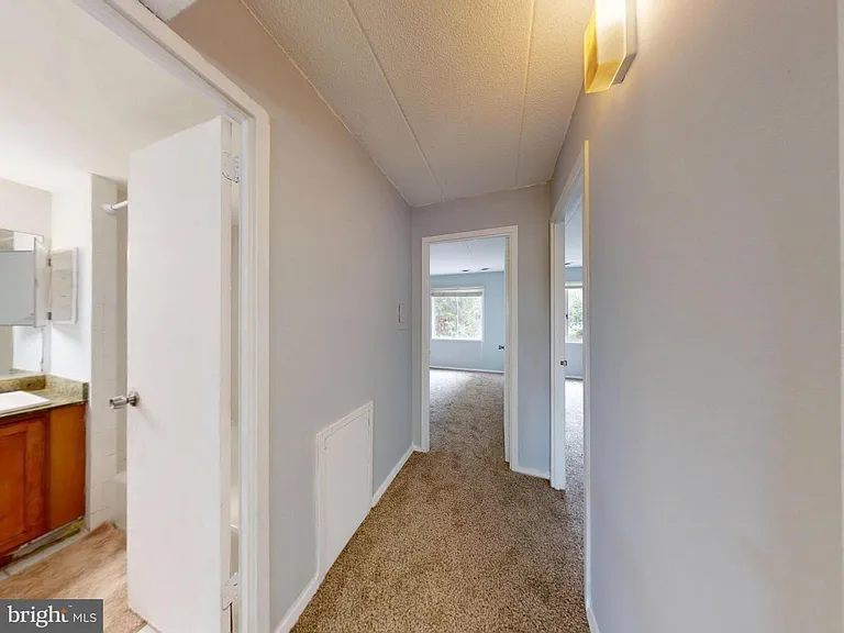 2610 Indian Dr #2B — Photo 32