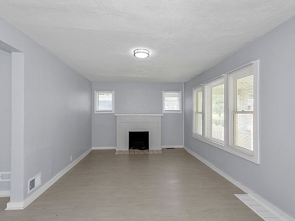 4th image of 5336 Euclid Ave #817560