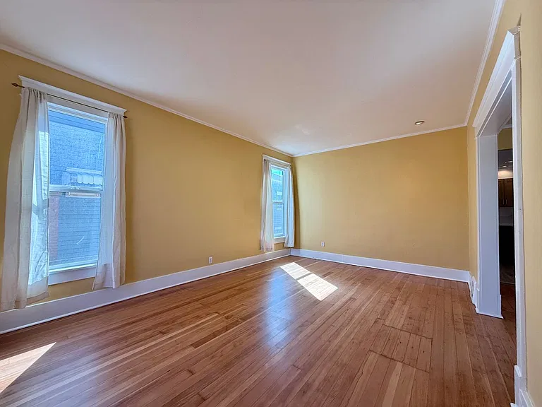 909 Ouray Ave — Photo 5