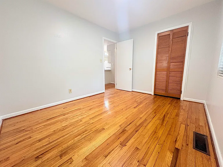 1504 Sunset Ln — Photo 19