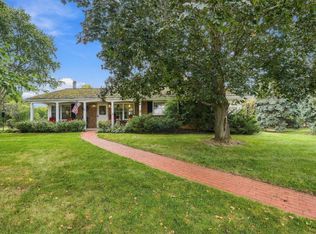1750 Crestridge Ln, Eagan, MN 55122