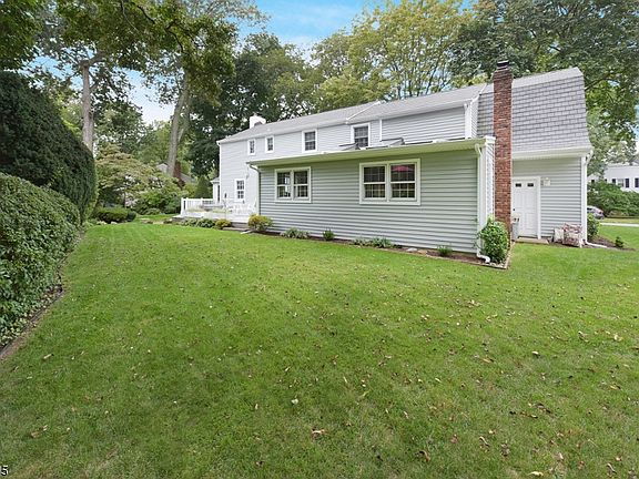 2nd image of 60 Morton Dr