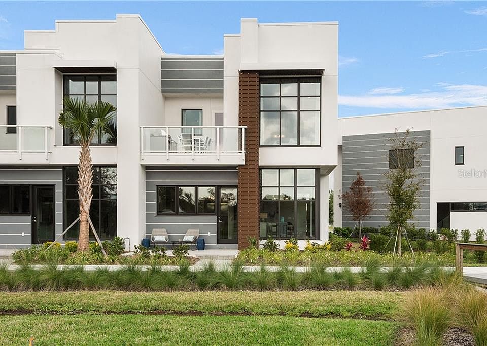1st image of 1792 Mondrian Cir #18