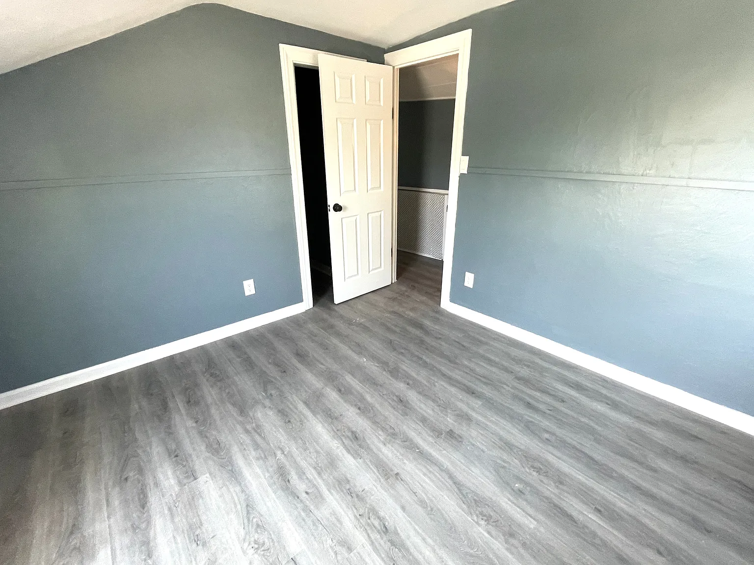 3 bed, 1200 sqft, $1,100 — Photo 4