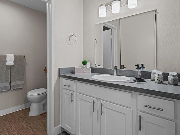 5th image of 235 Camelback Rd #F-159