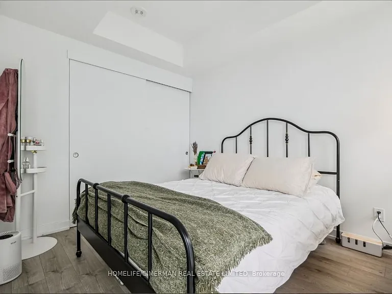 161 Roehampton Ave #3608 — Photo 18