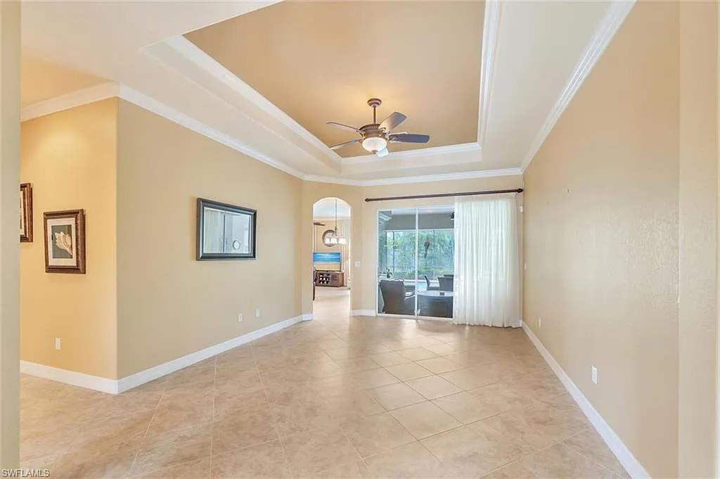 5 bed, 3.0 bath, 2925 sqft, $4,750 — Photo 3