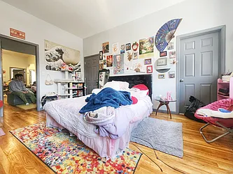 Rented by RELEASE NY