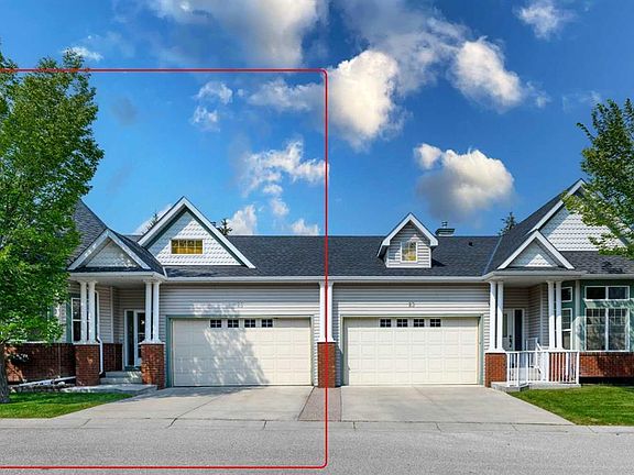 3rd image of 25 Prestwick Pond Ter SE