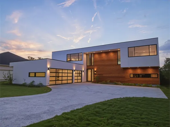 121 Clubhouse Dr, Austin, TX 78734
