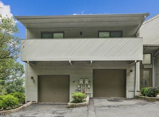 73 Adams Ter, Clifton, NJ 07013