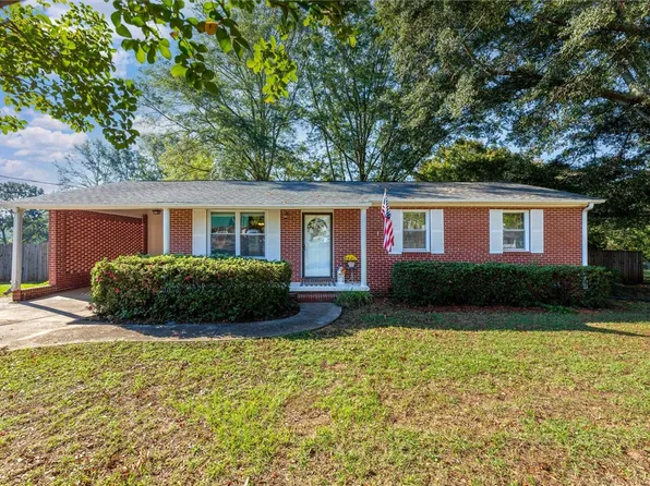 1811 Old Pearman Dairy Rd, Anderson, SC 29625