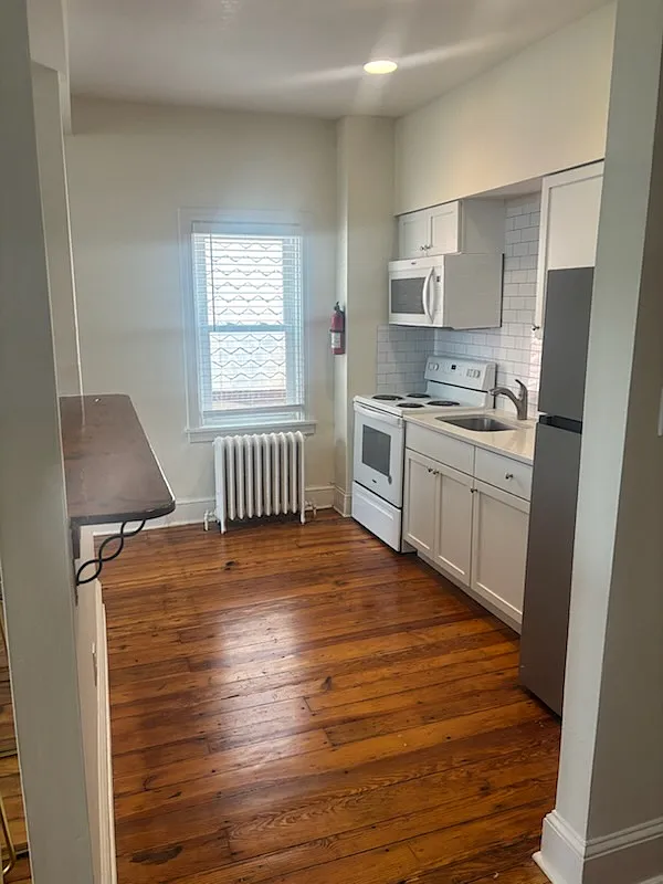 2 bed, 800 sqft, $1,650 — Photo 4