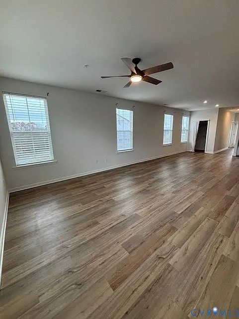 4 bed, 3.0 bath, 2208 sqft, $2,550 — Photo 4