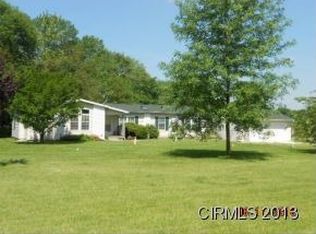 6704 N Meridian Rd, Sharpsville, IN 46068