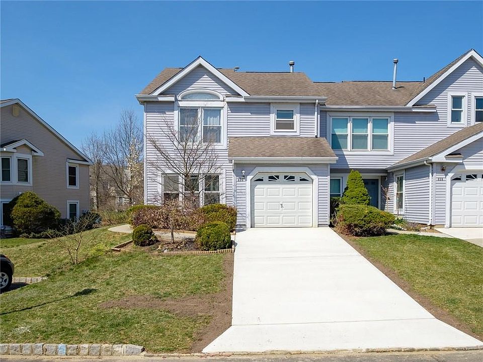 1st image of 239 Rooney Ct #239