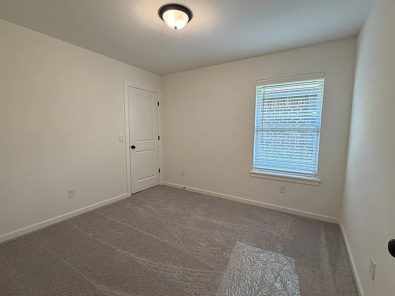 18221 Austin Ct — Photo 7