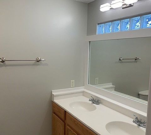 2nd image of 131 Gwyn Dr APT D