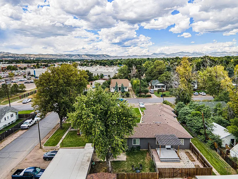 Exclusive Use Fenced Yard