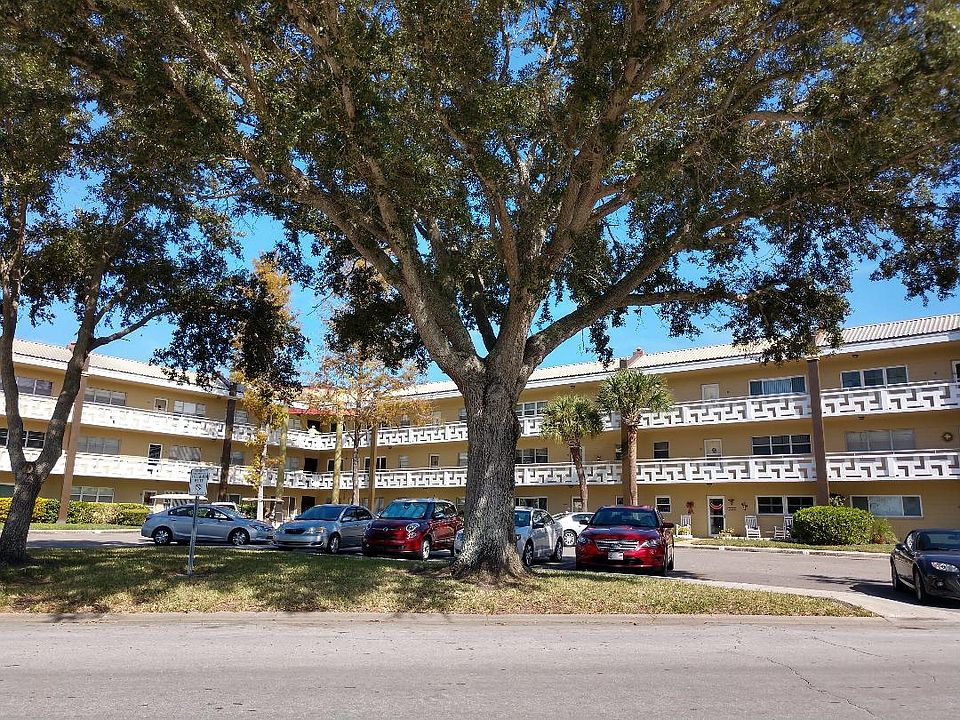 1st image of 2417 Persian Dr APT 39