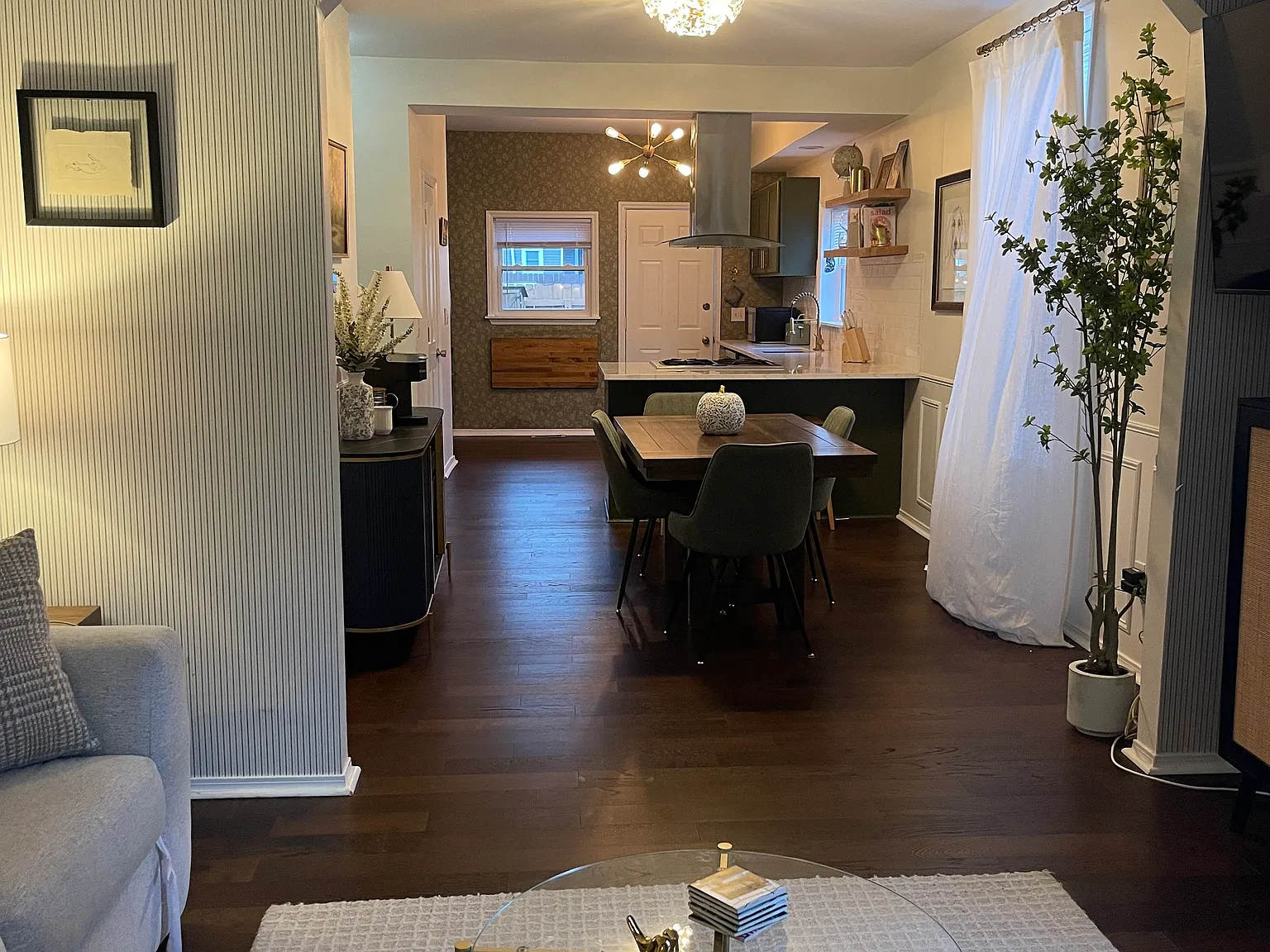2 bed, 1.5 bath, 1109 sqft, $2,495 — Photo 1