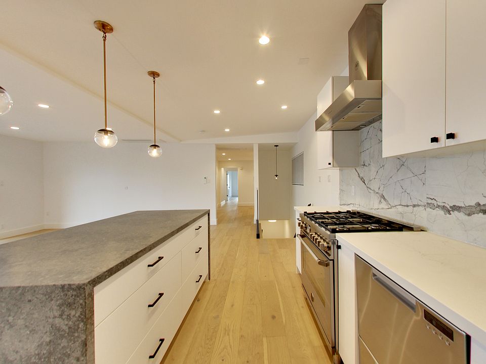 1st image of 1355 Lombard St APT 300