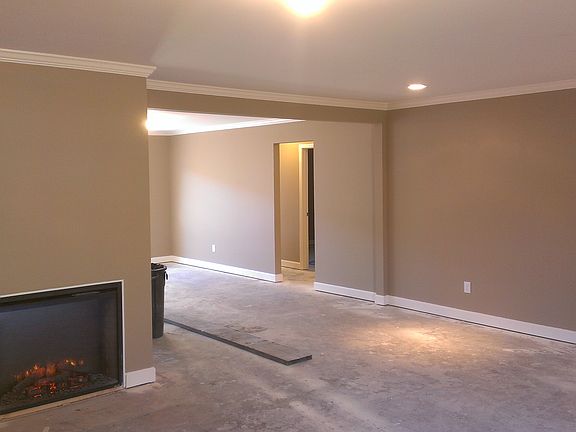 5th image of 7914 Gleason Dr APT 1016