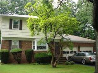 904 Louisa St, Union, NJ 07083