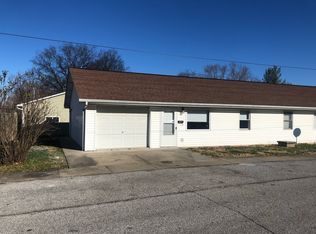 922 Lillie St #924, Harrisburg, IL 62946