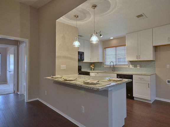 4th image of 11217 Iron Oak Trl