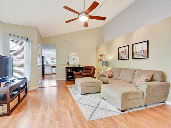 2nd image of 10317 Crystal Point Dr