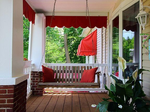 4th image of 63 Hosford Ave