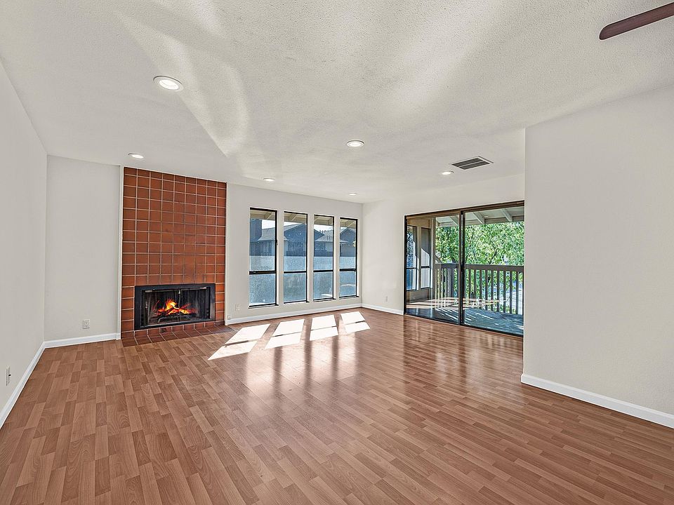 1st image of 2405 Shadow Ln APT 89