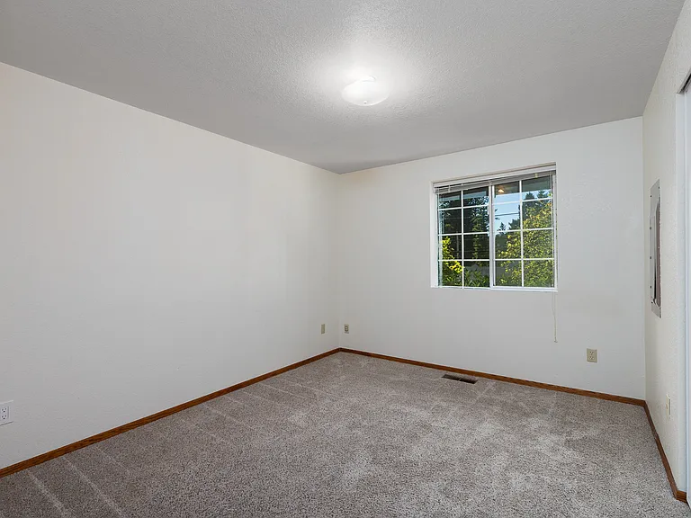 12525 Nyanza Rd SW — Photo 12