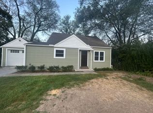 110 Clover Rd, State College, PA 16801