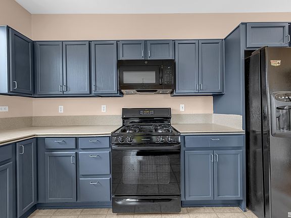 2nd image of 1831 Cosenza Dr
