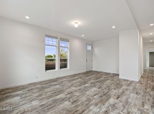 3695 E 10th St, Silver Springs, NV