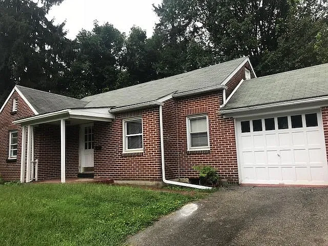 3 bed, 1400 sqft, $2,500 — Photo 1