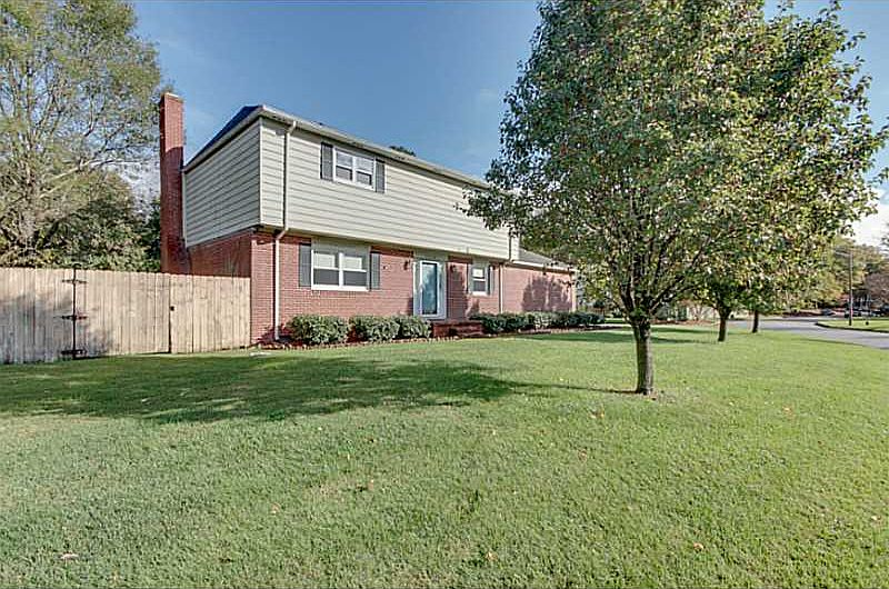 1st image of 5824 Lancelot Dr