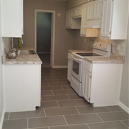 5th image of 518 Lakeside Dr