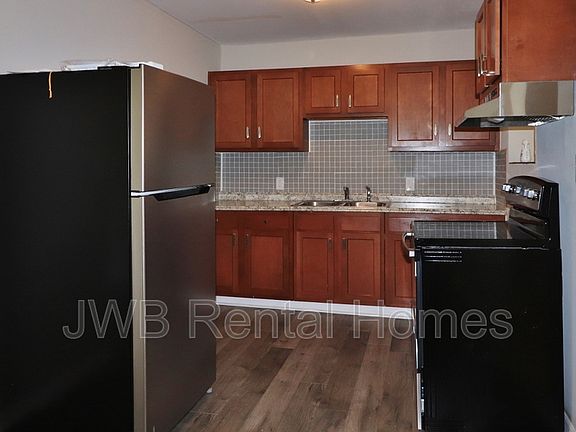 3rd image of 4648 Portsmouth Ave