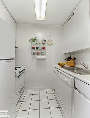 Sold by Brown Harris Stevens | media 6